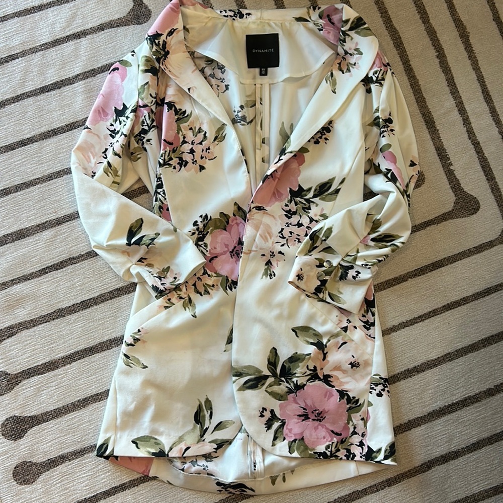 HERS - Floral white blazer